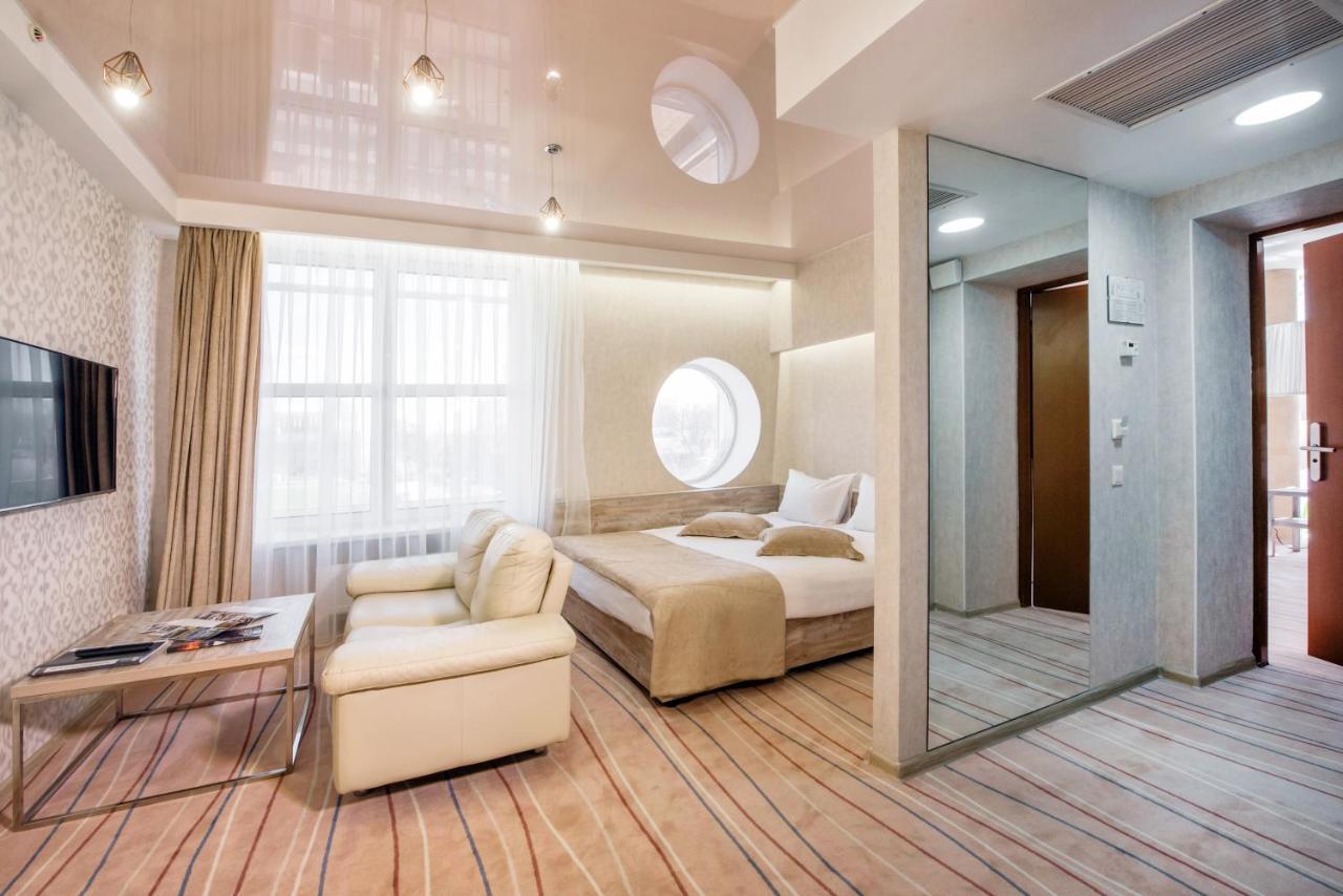 Hotel Palladium Odessza Kültér fotó