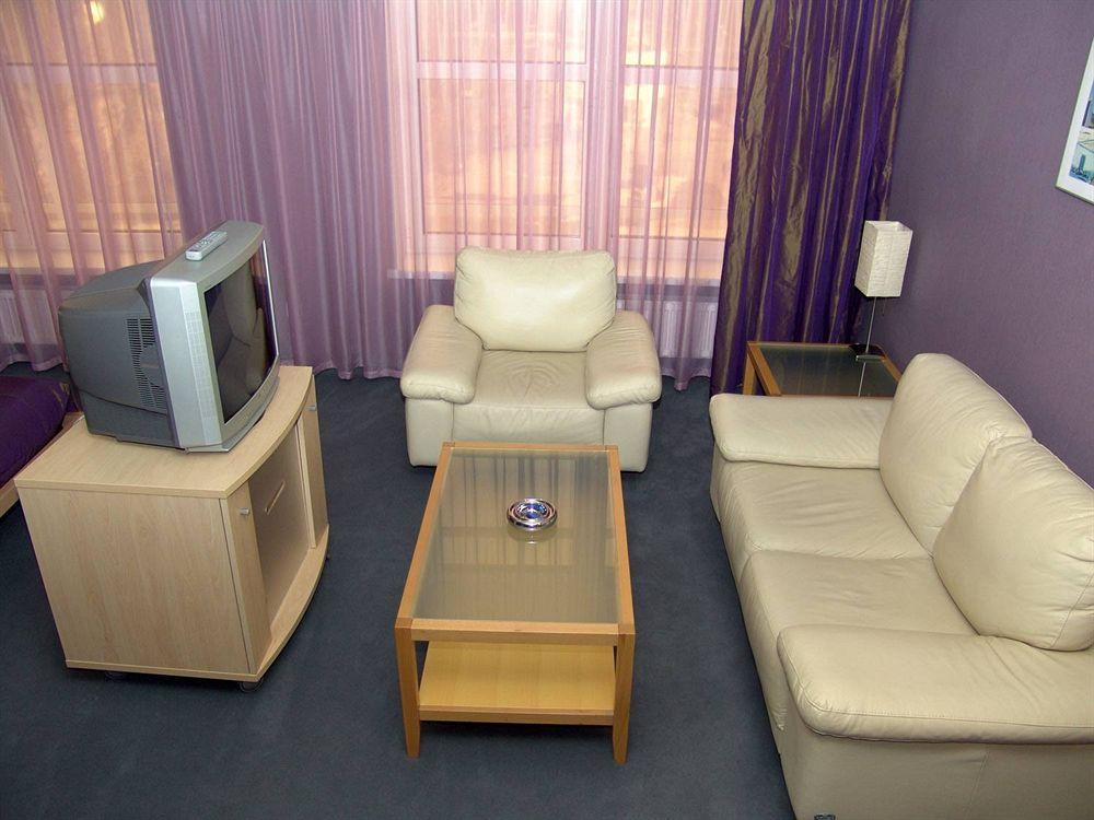 Hotel Palladium Odessza Szoba fotó